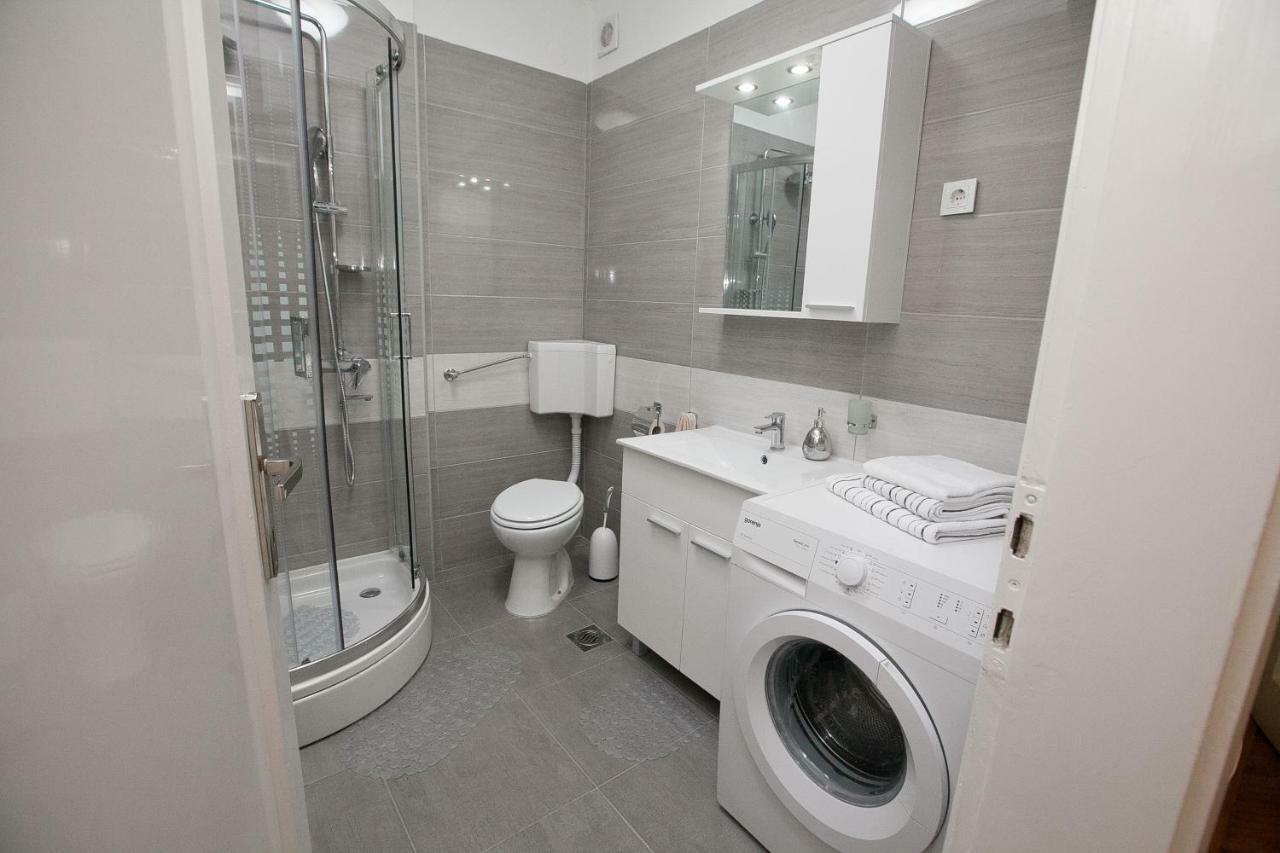 Downtown Apartment Kole Zadar Bagian luar foto