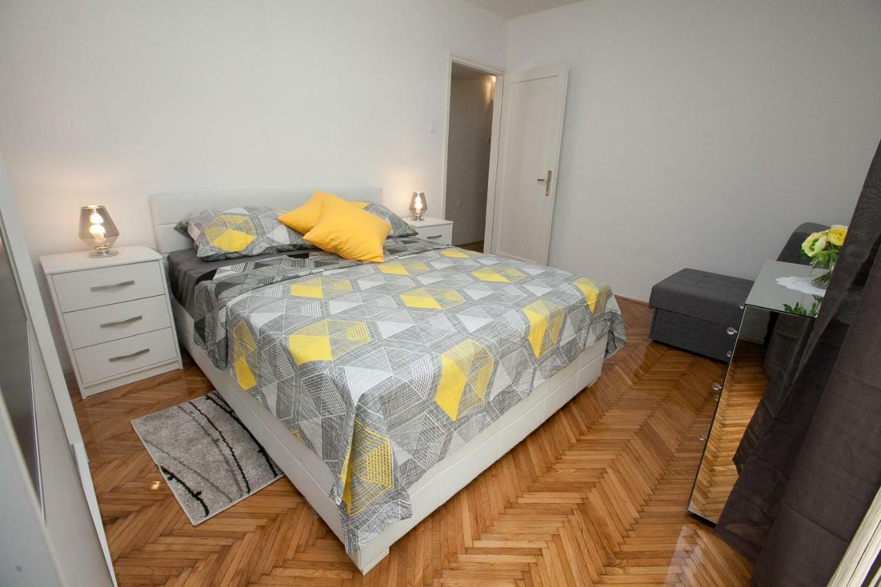 Downtown Apartment Kole Zadar Bagian luar foto
