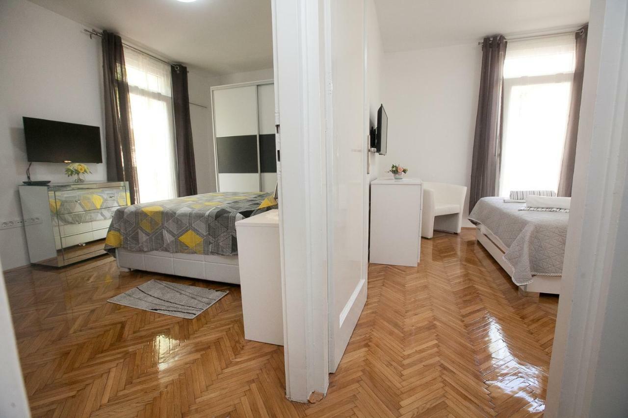 Downtown Apartment Kole Zadar Bagian luar foto