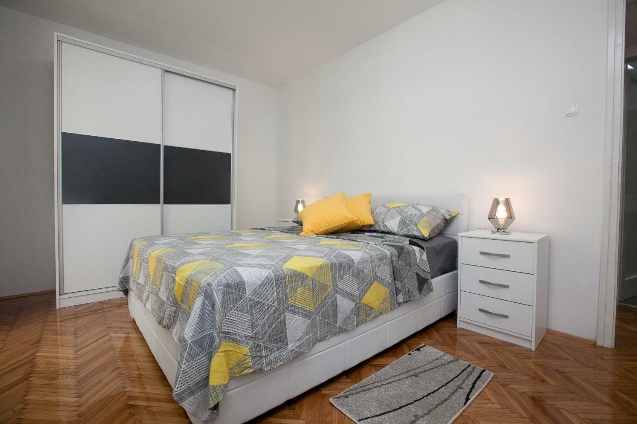 Downtown Apartment Kole Zadar Bagian luar foto